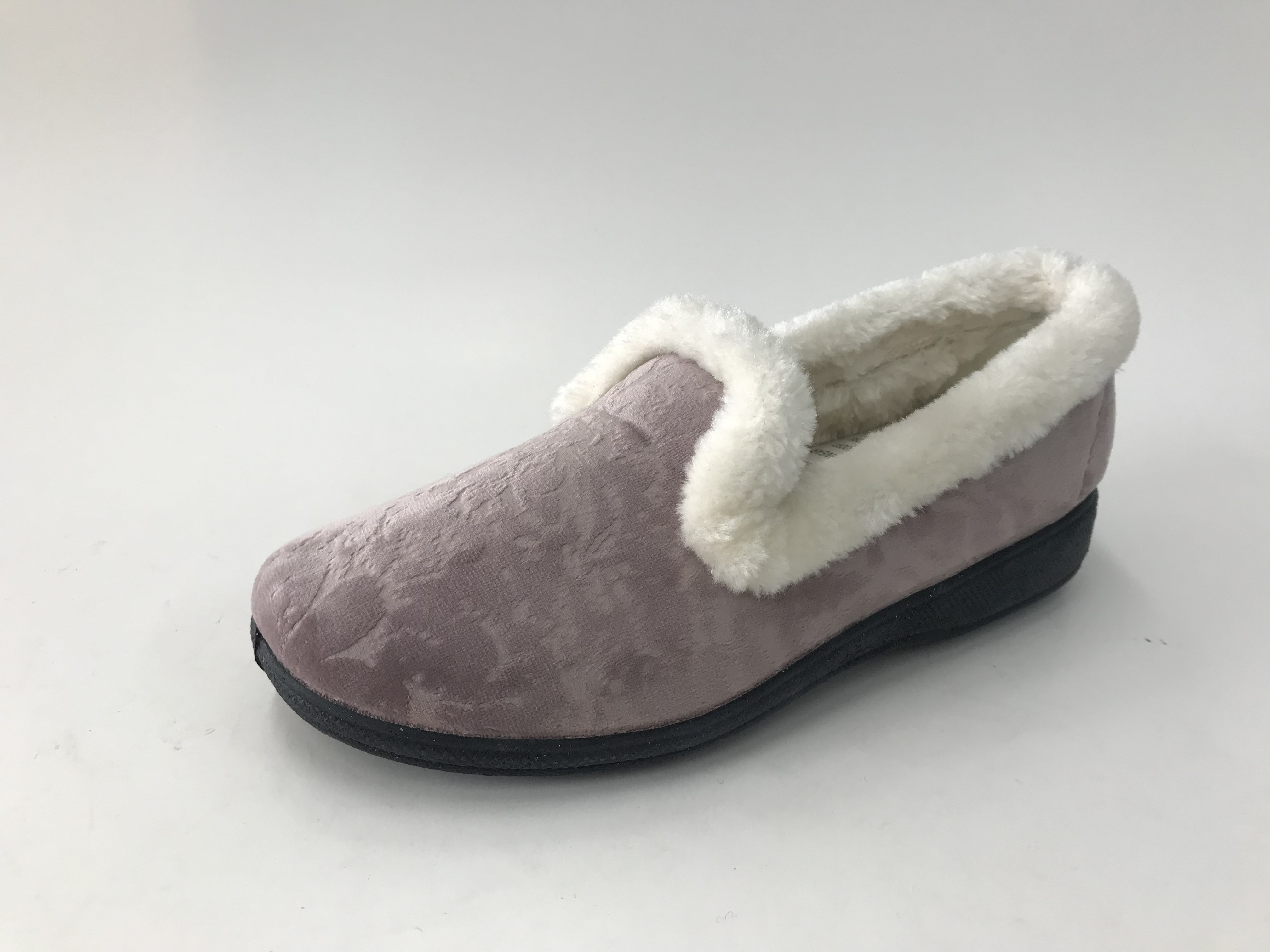 Slipper