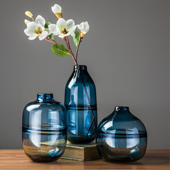 Blue clor vase