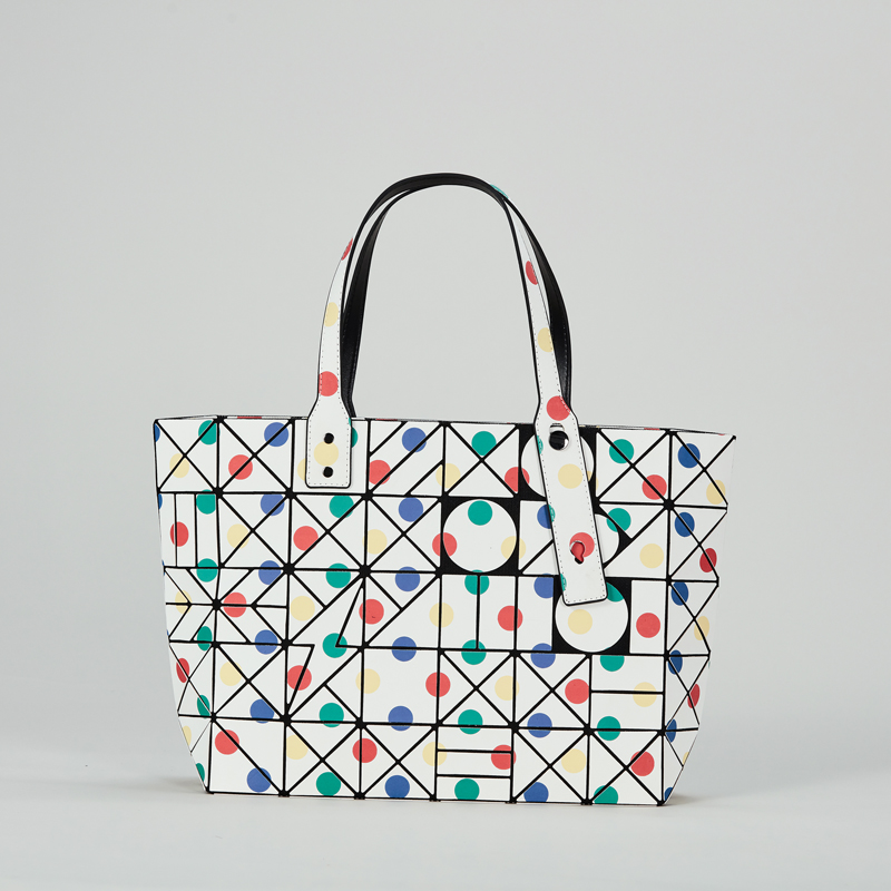 2020 new design custom high quality luxury ladies unique shape Diamond lattice large colorful tote shopping handbags