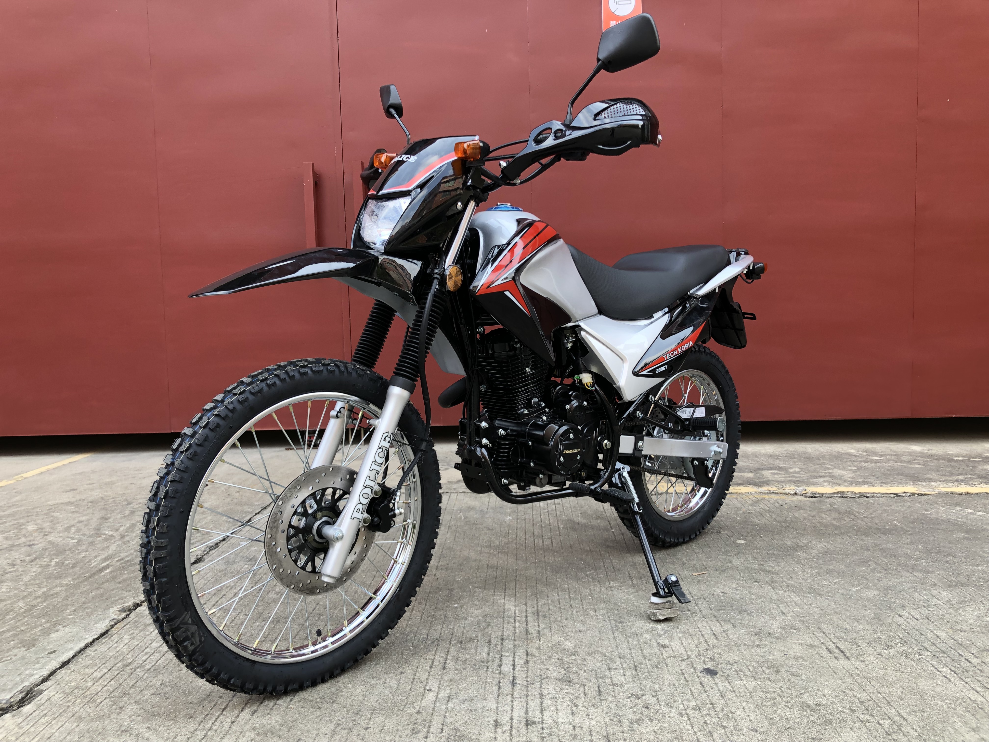 GHOST 200