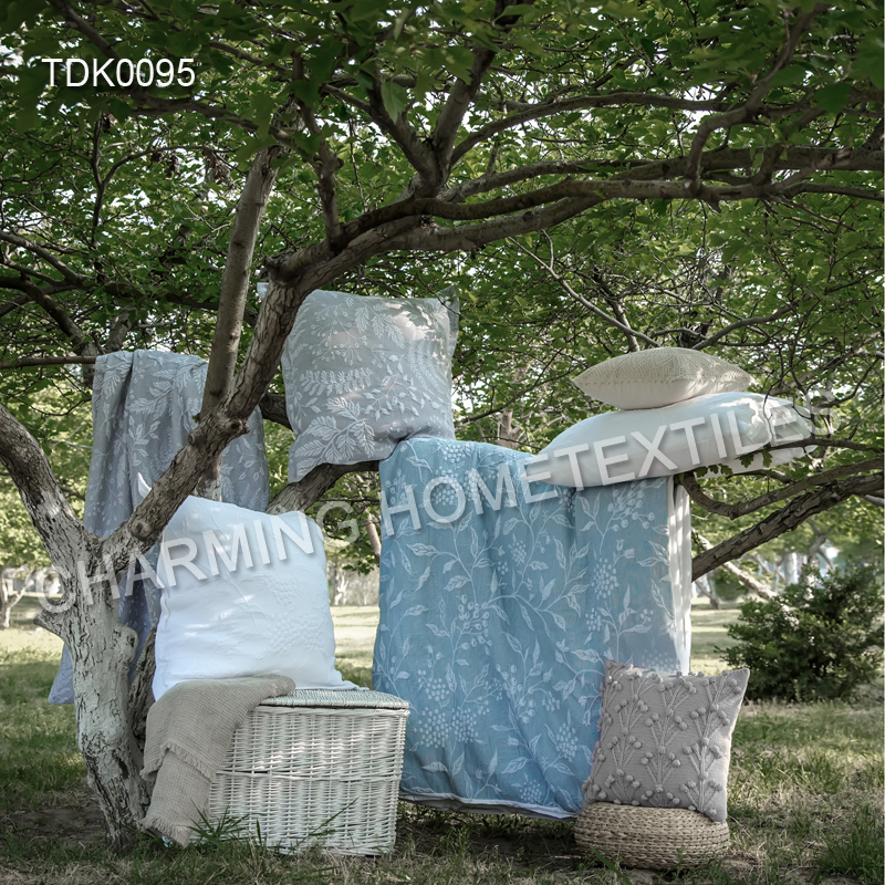 TDK0095 Polycotton Jacquard Bed Linen