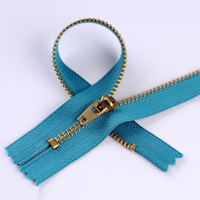 YIWU CITY HUALING ZIPPER CO. LTD – Nylon zipper 2