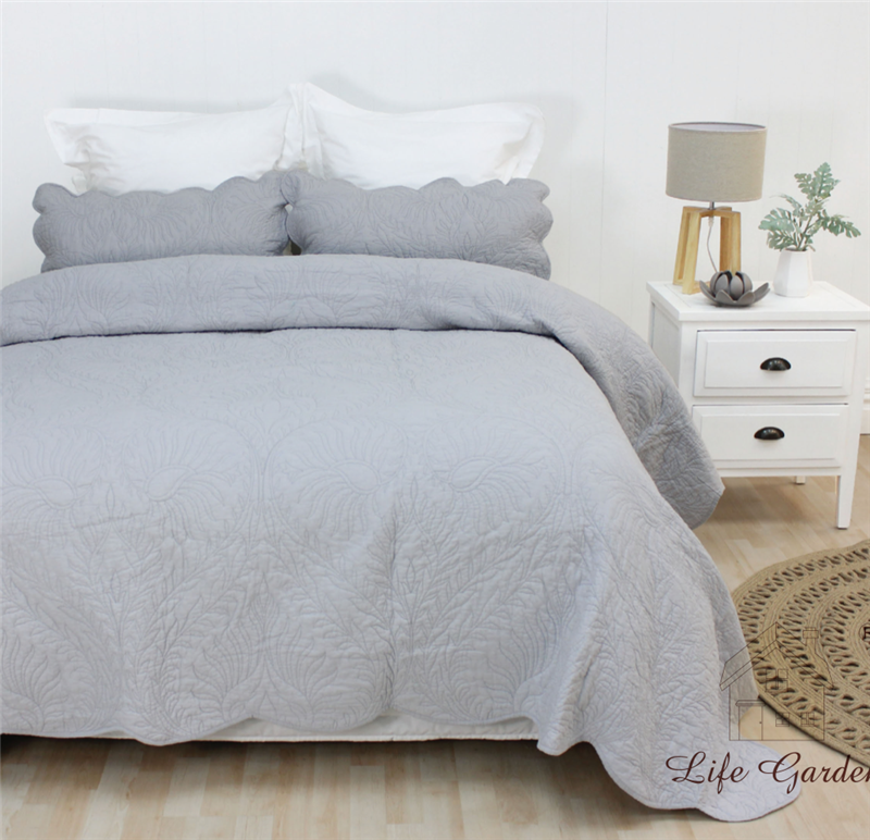 100% cotton solid embroidery quilt