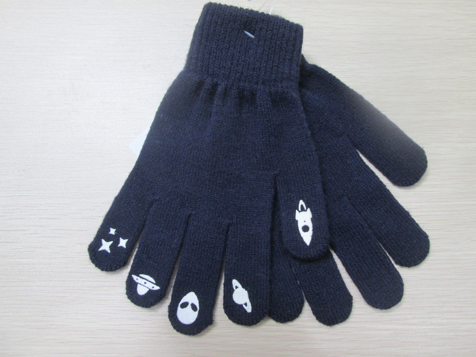 HUAI AN RUI XING TRADE CO.,LTD – Kid's winter cap 3