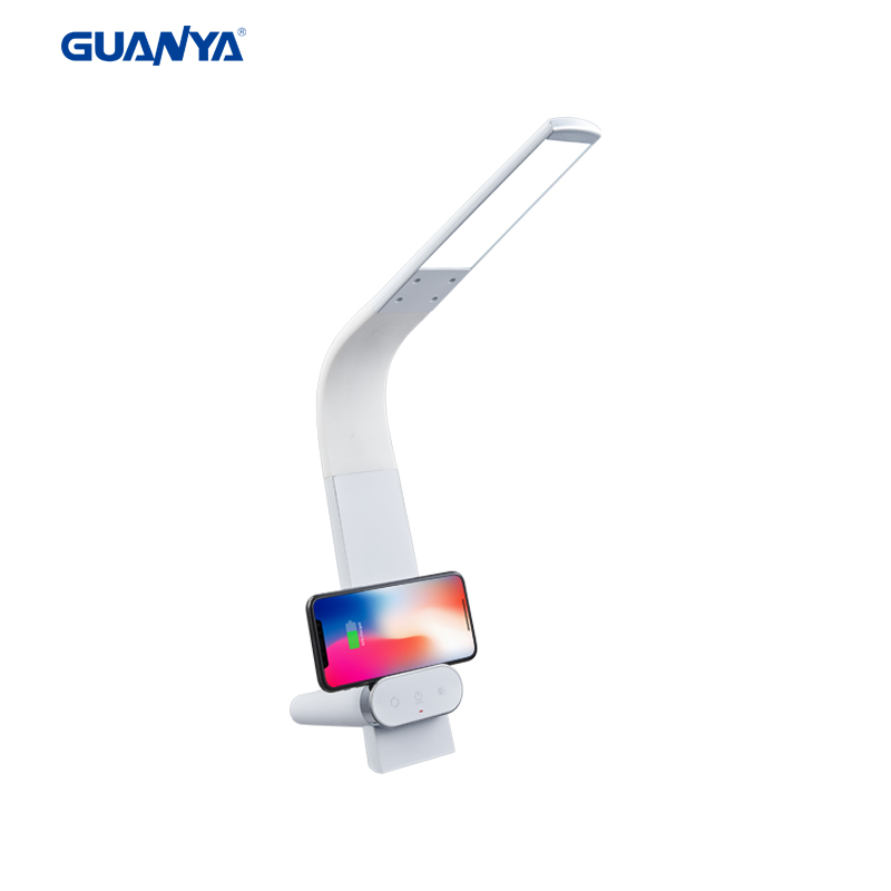 2020 GUANYAnew silicone material adjustable connecting rod with power bank led desk lamp elegant white