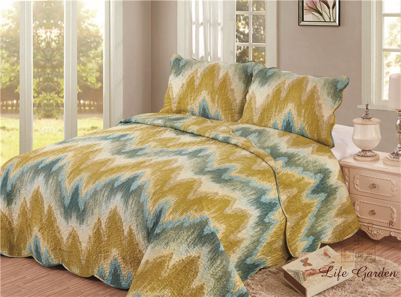 Printed microfiber quilt