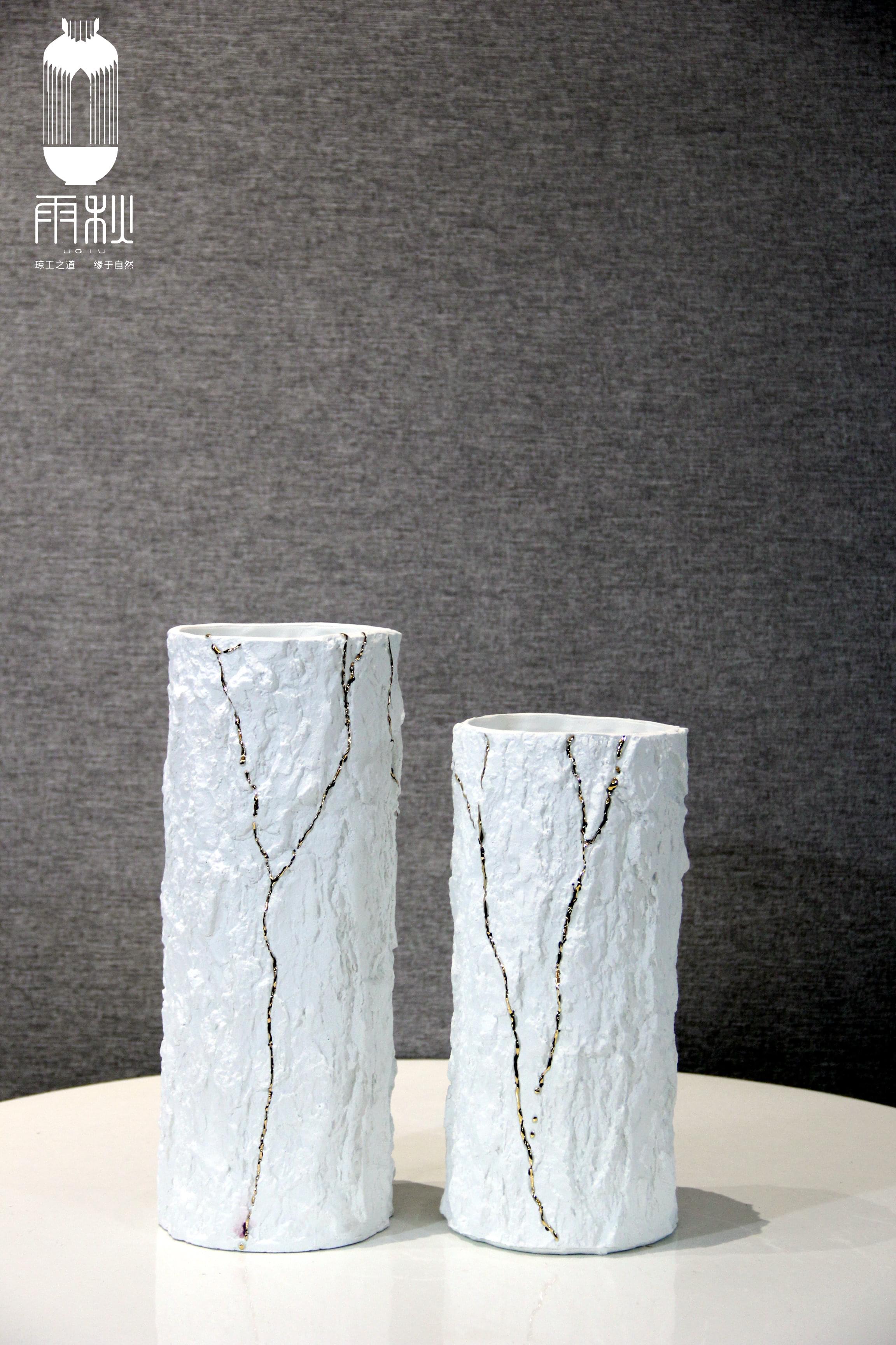 High temperature porcelain vase / decoration