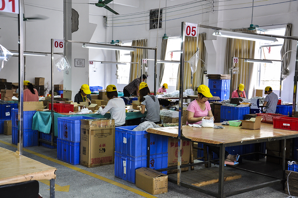 Yangjiang Anqi Industrial and Trade Co., Ltd. – eyebrow pliers 2