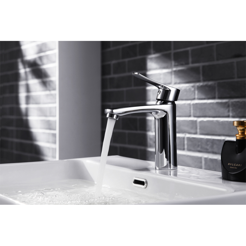 Single handle basin mixer