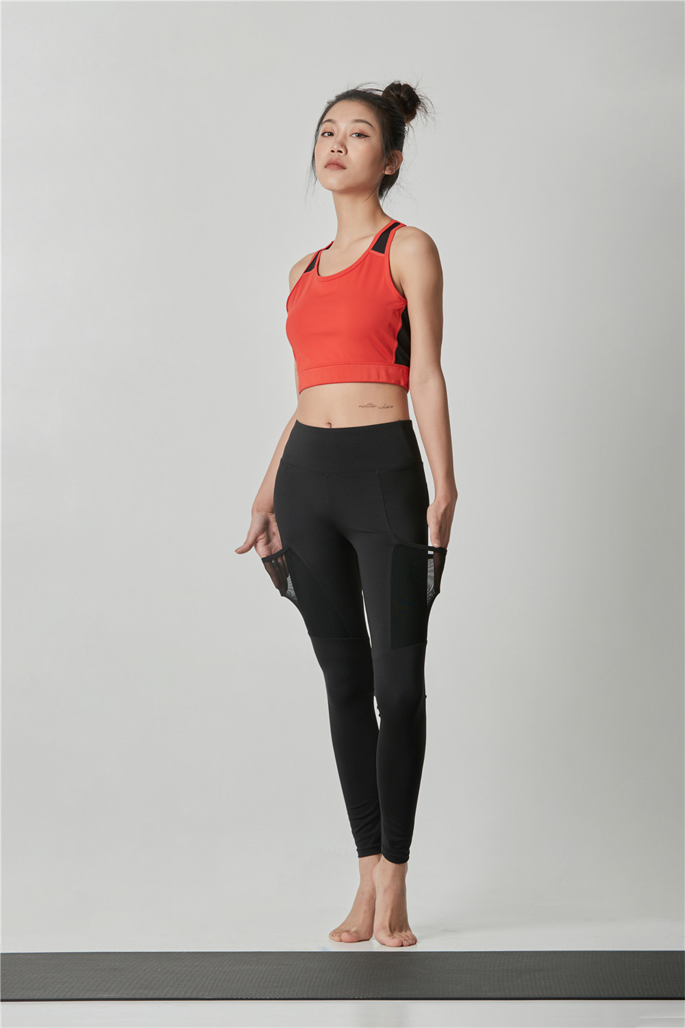 2020 Yoga Leggings High Waisted Yoga Leggings Workout Cloths with Mesh Pocket