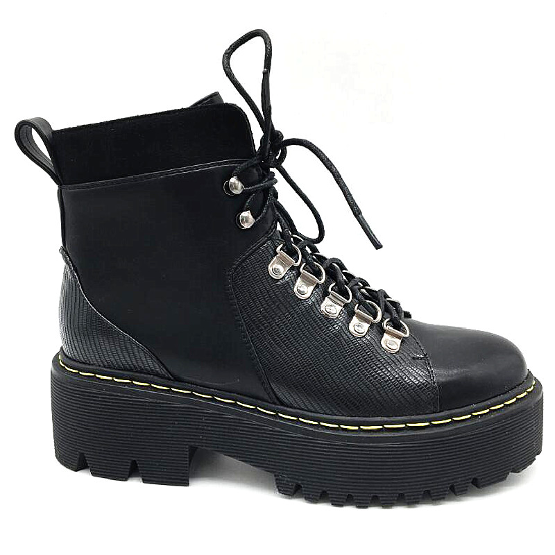 Women‘s Pu Boots