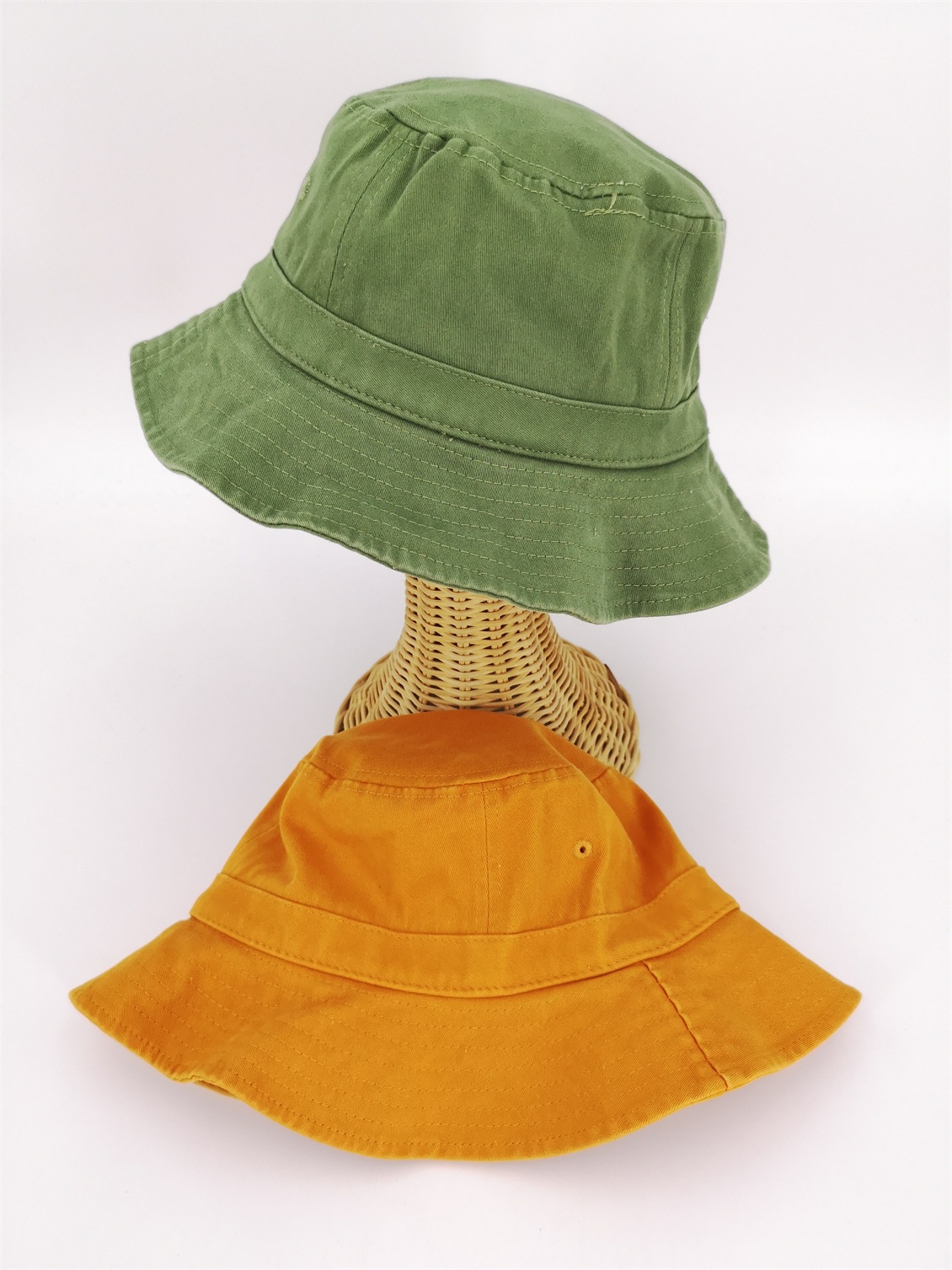 Breeza Knitting inc. – Shawls throw 2