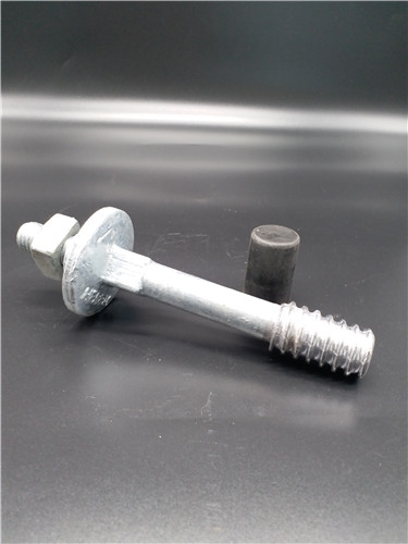 Insulator spindle