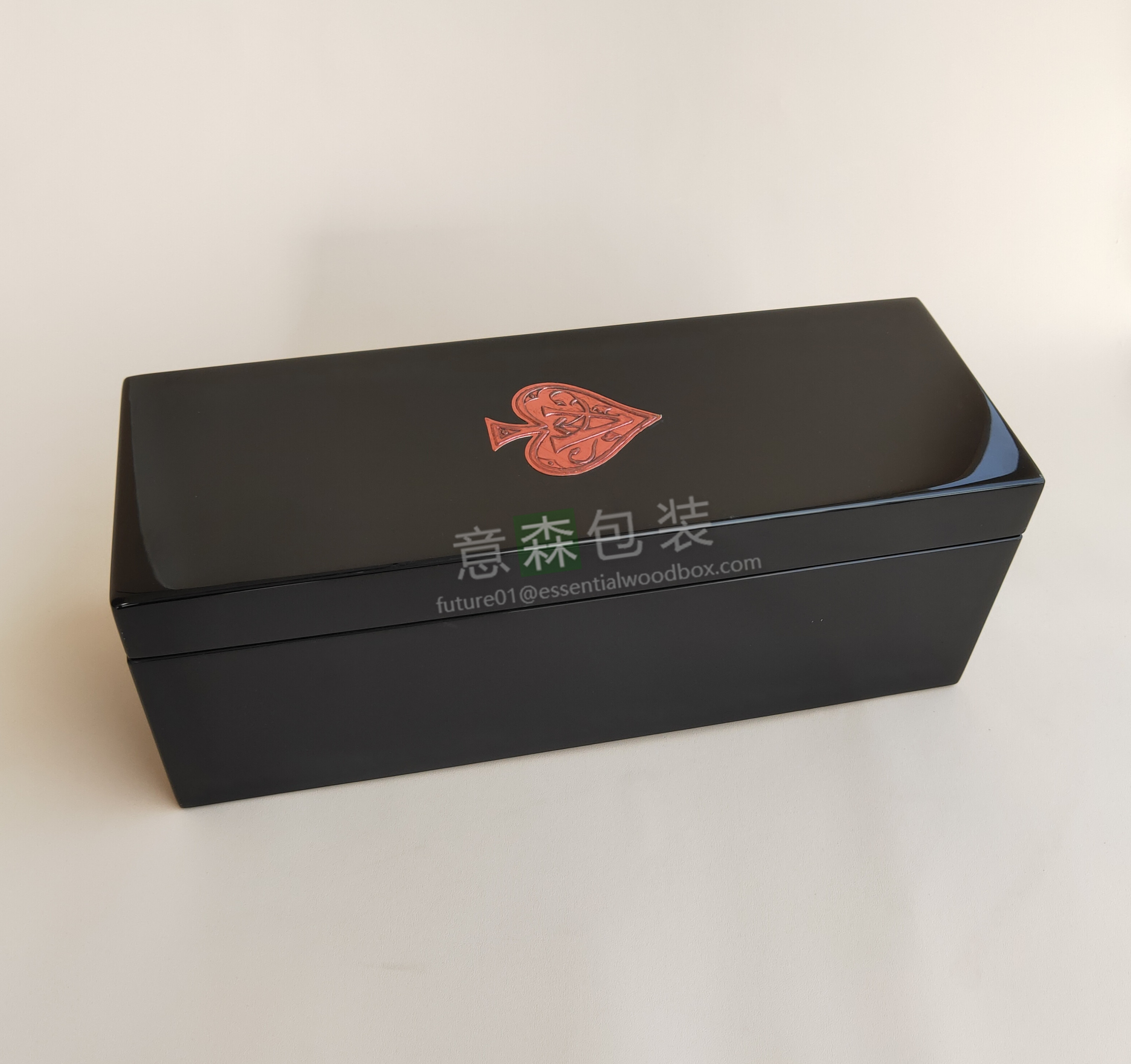 Wood wine box