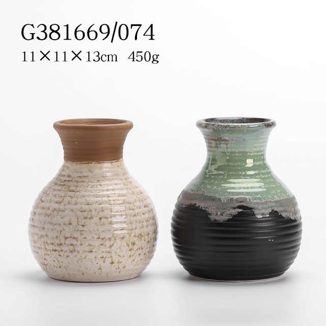 Ceramic vase