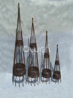 Willow Obelisk