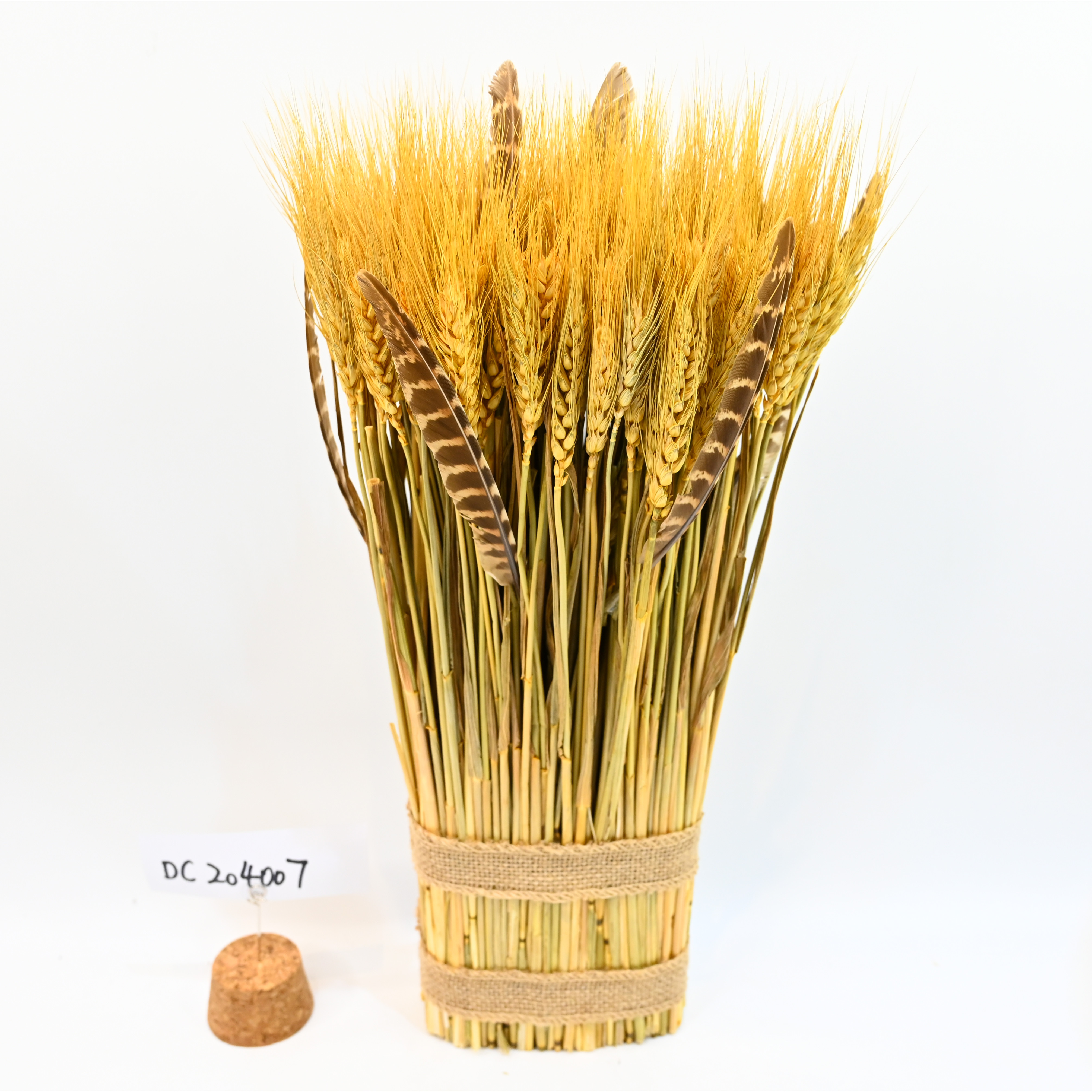 dried flower-wheat bundle