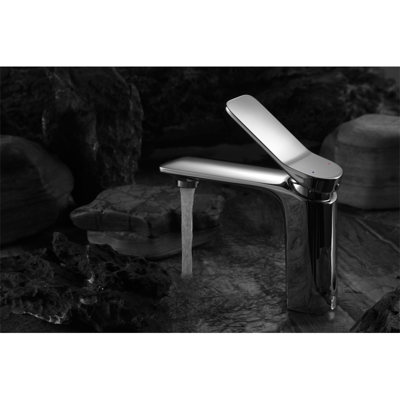 Single handle basin mixer