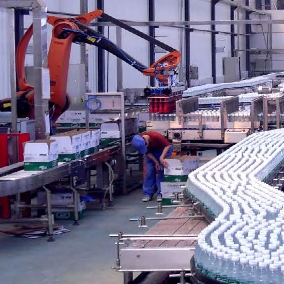 Robot: Corton loading, Palletizing,De-palletizing