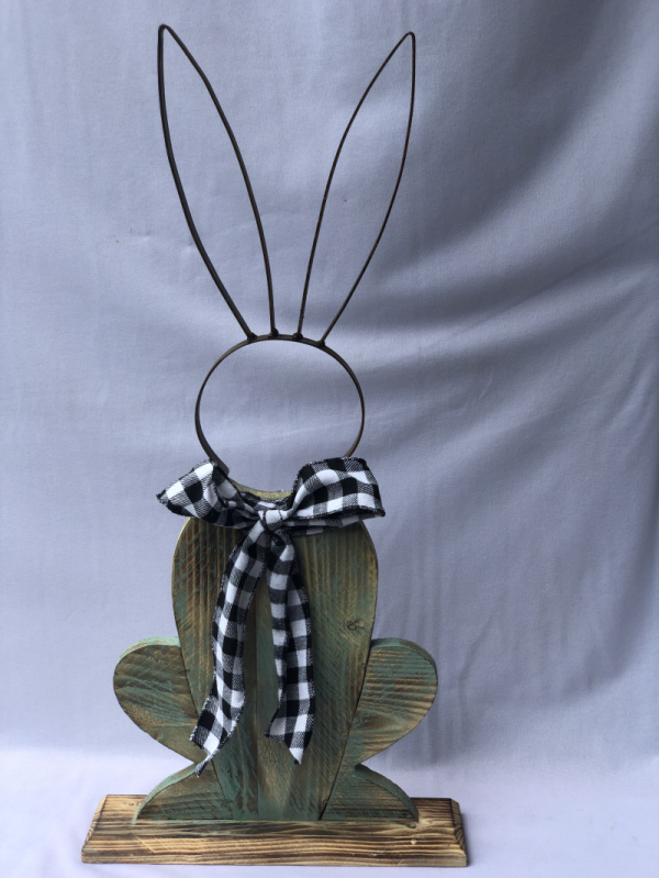 metal / wood rabbit