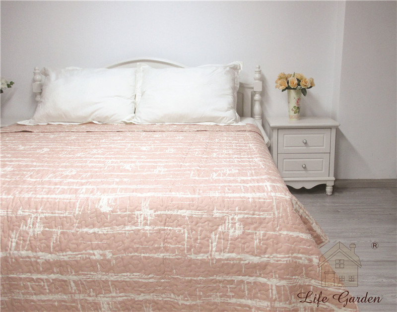 100% polyester microfiber quilt