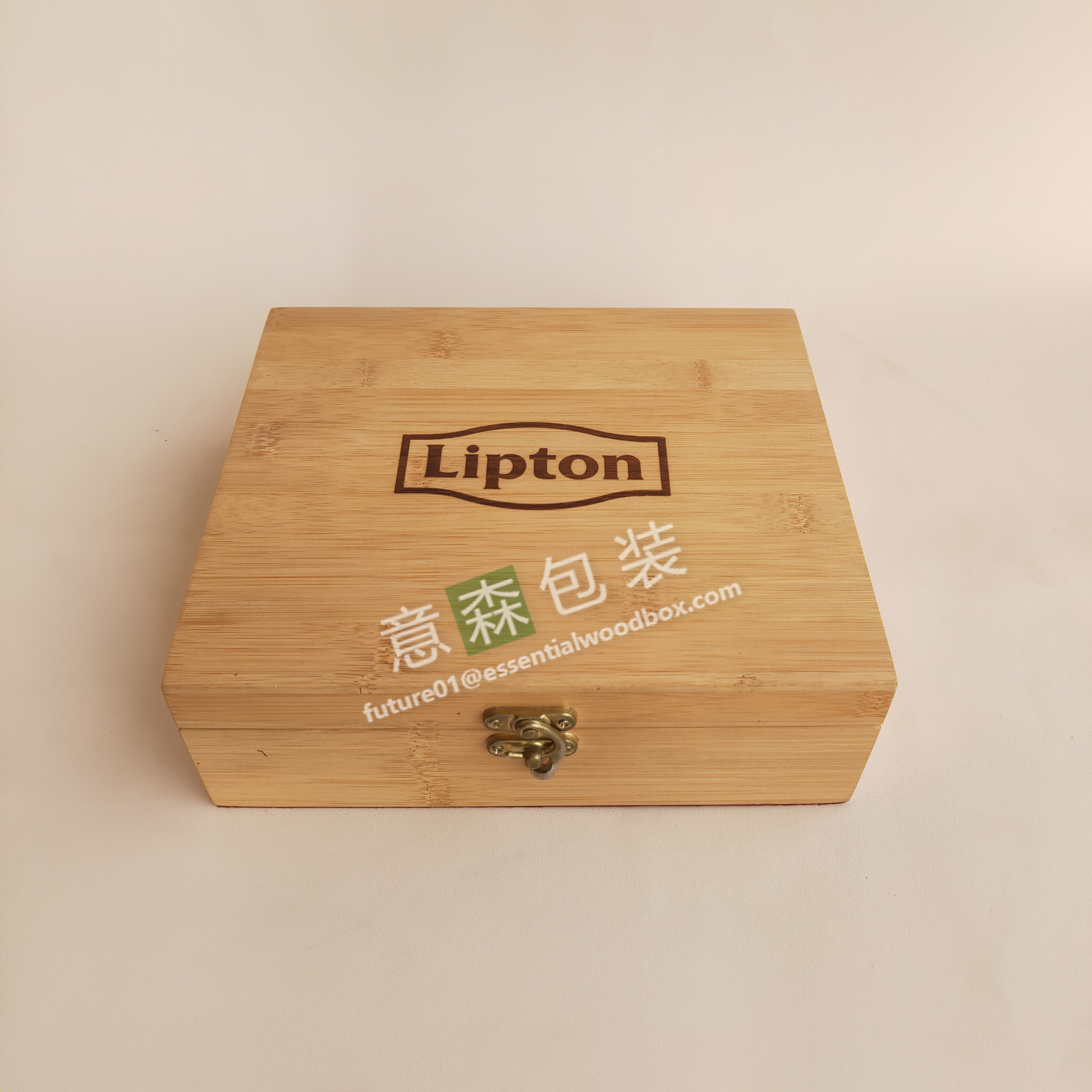 Bamboo tea box