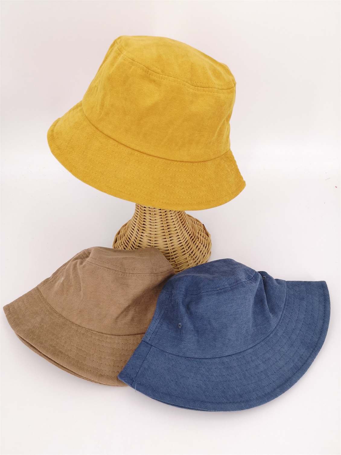 bucket hat