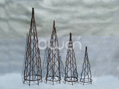 Willow Obelisk