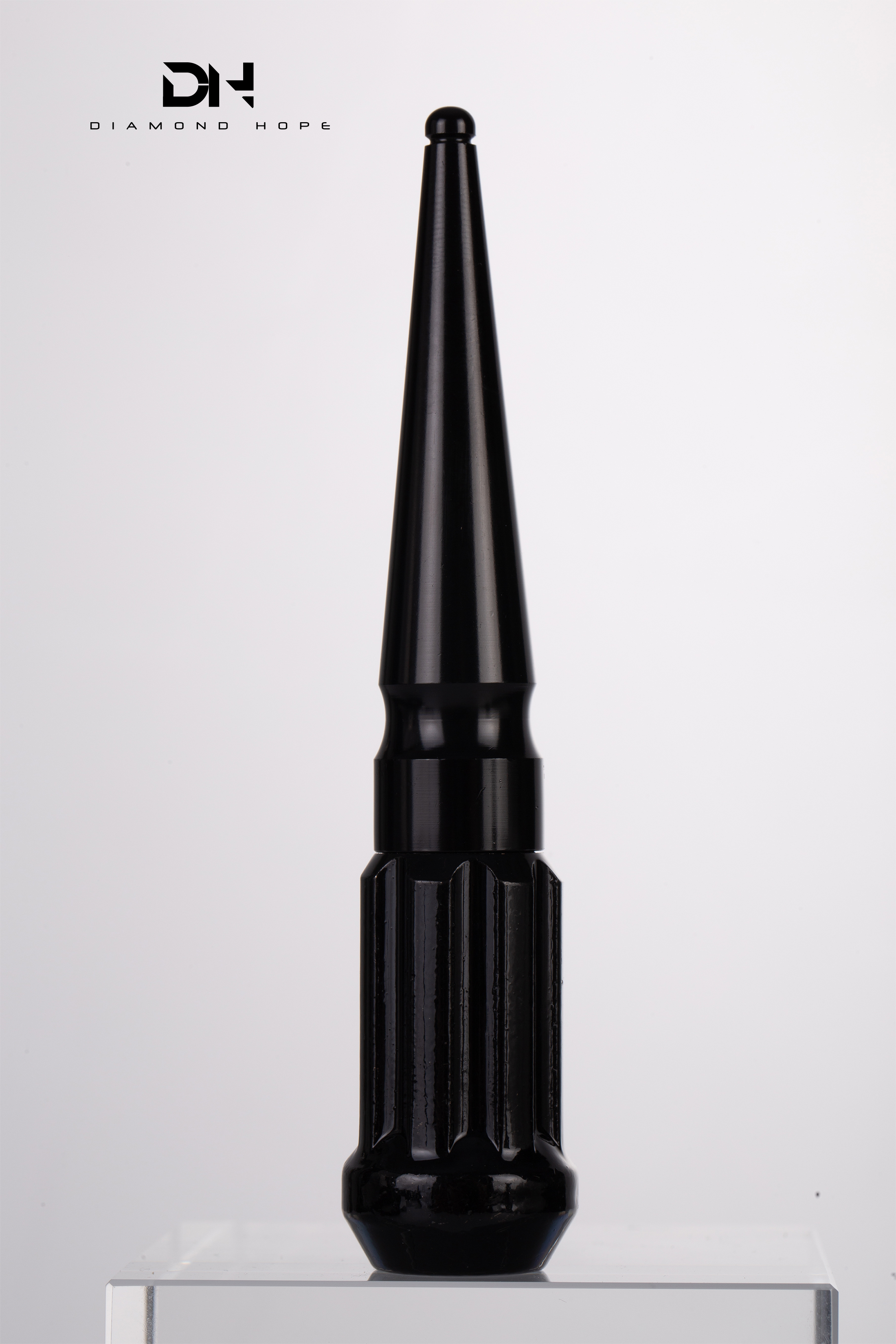 Black duplex spline spike lug nut