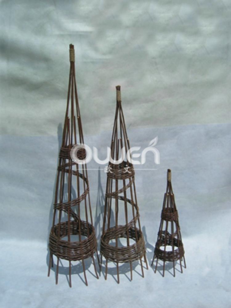 Willow Obelisk