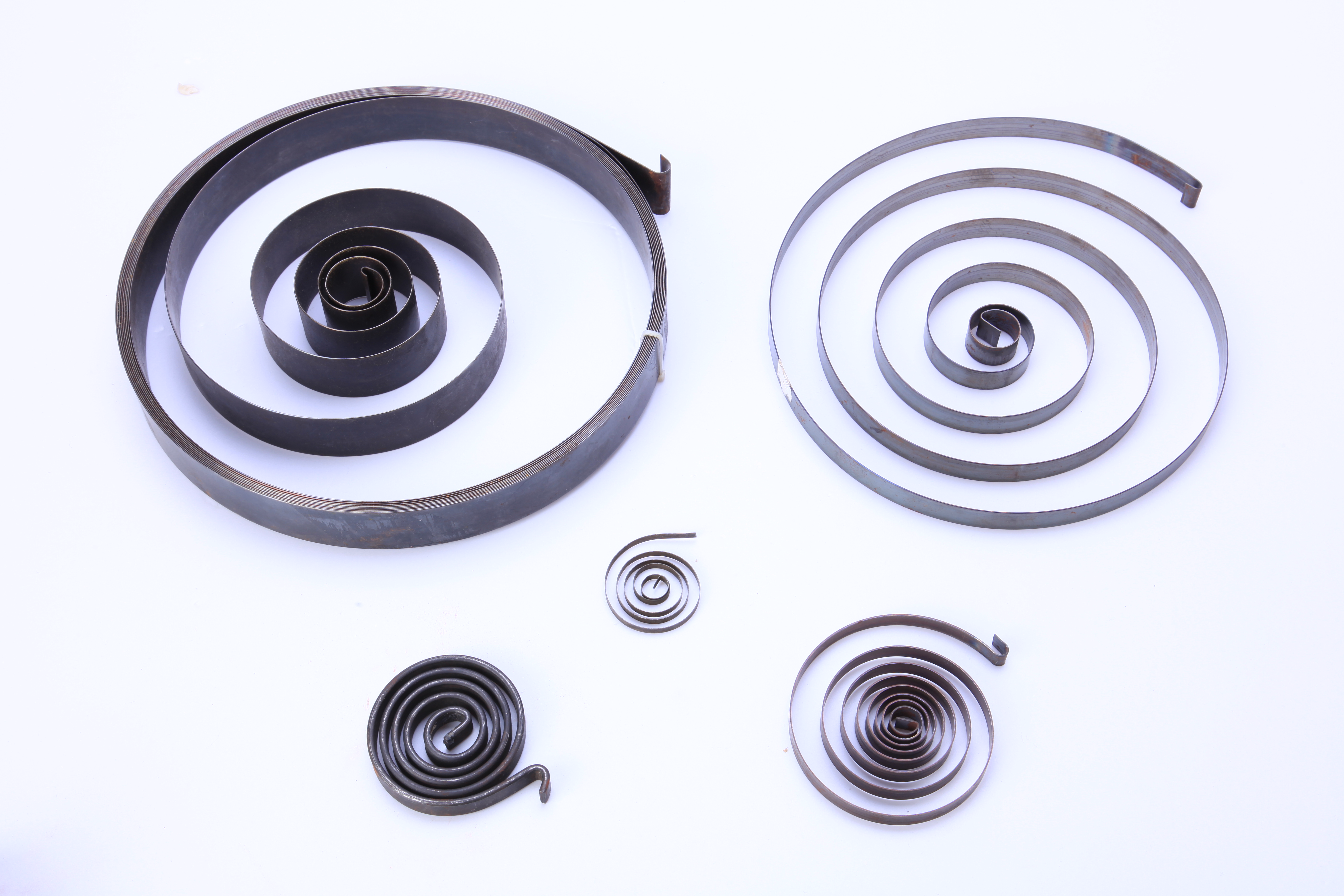 Guangzhou Auto Spring Co.,Ltd. – tornillo de acero 1