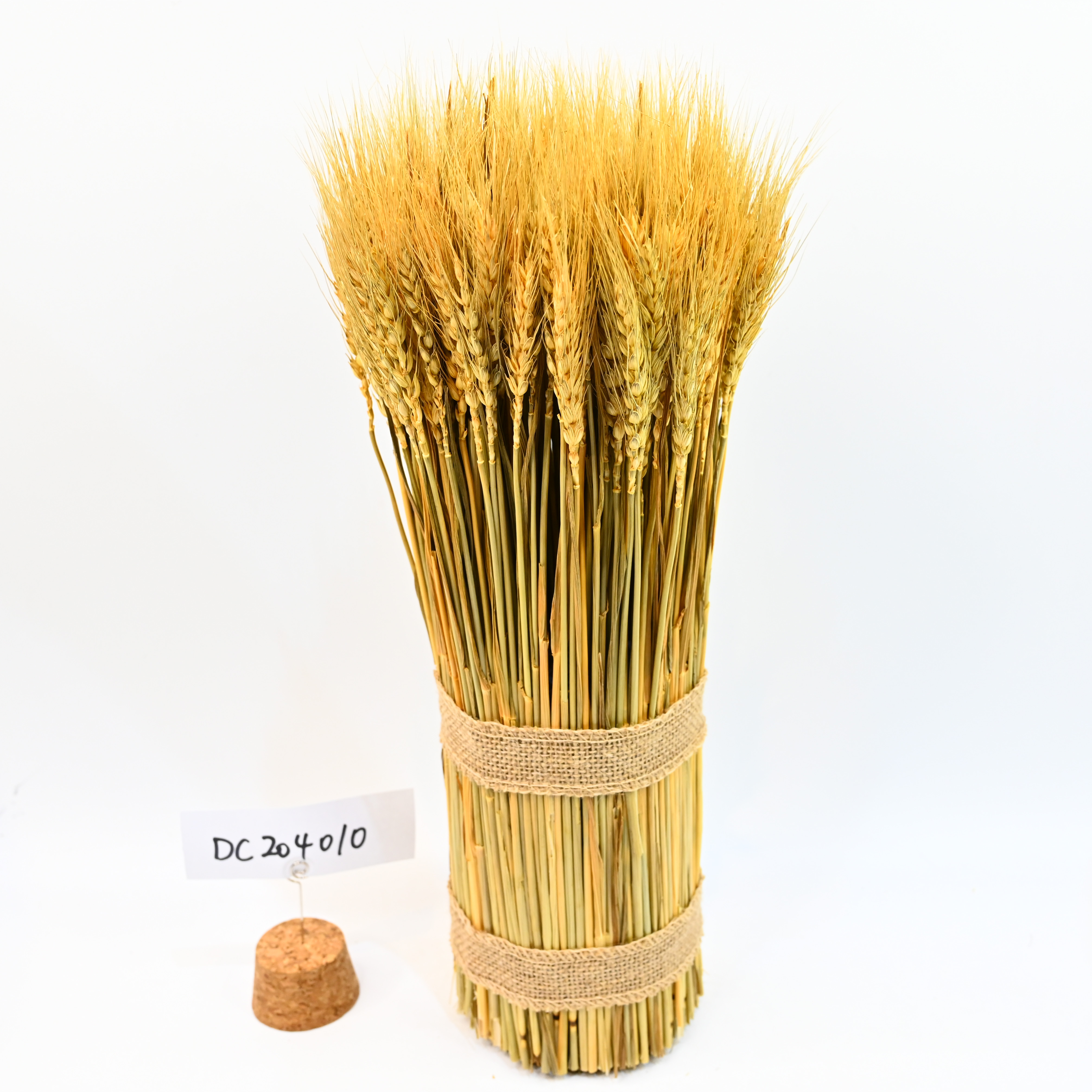 dried flower-wheat bundle