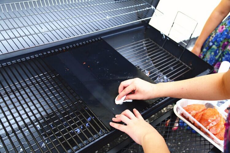 BBQ mat