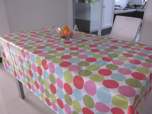 PVC/PEVA with nonwoven/flannel table cloth