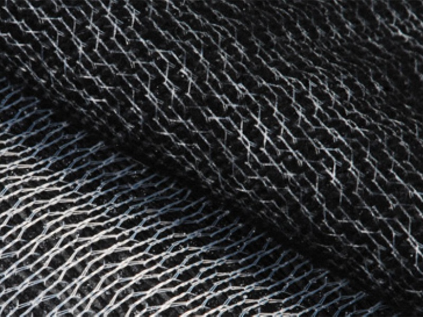 Weft-insertion fusible interlining