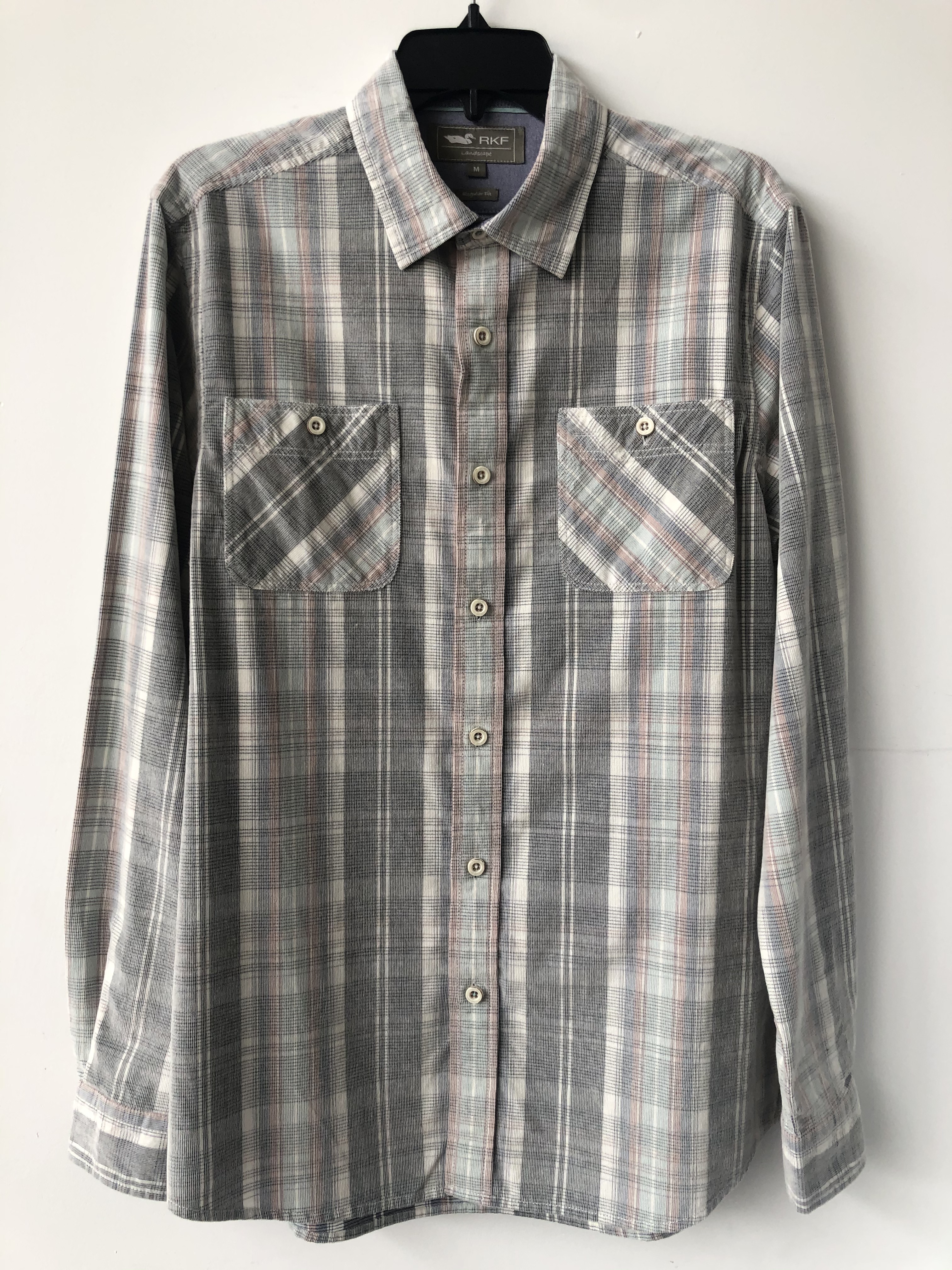 Men's casual shirt