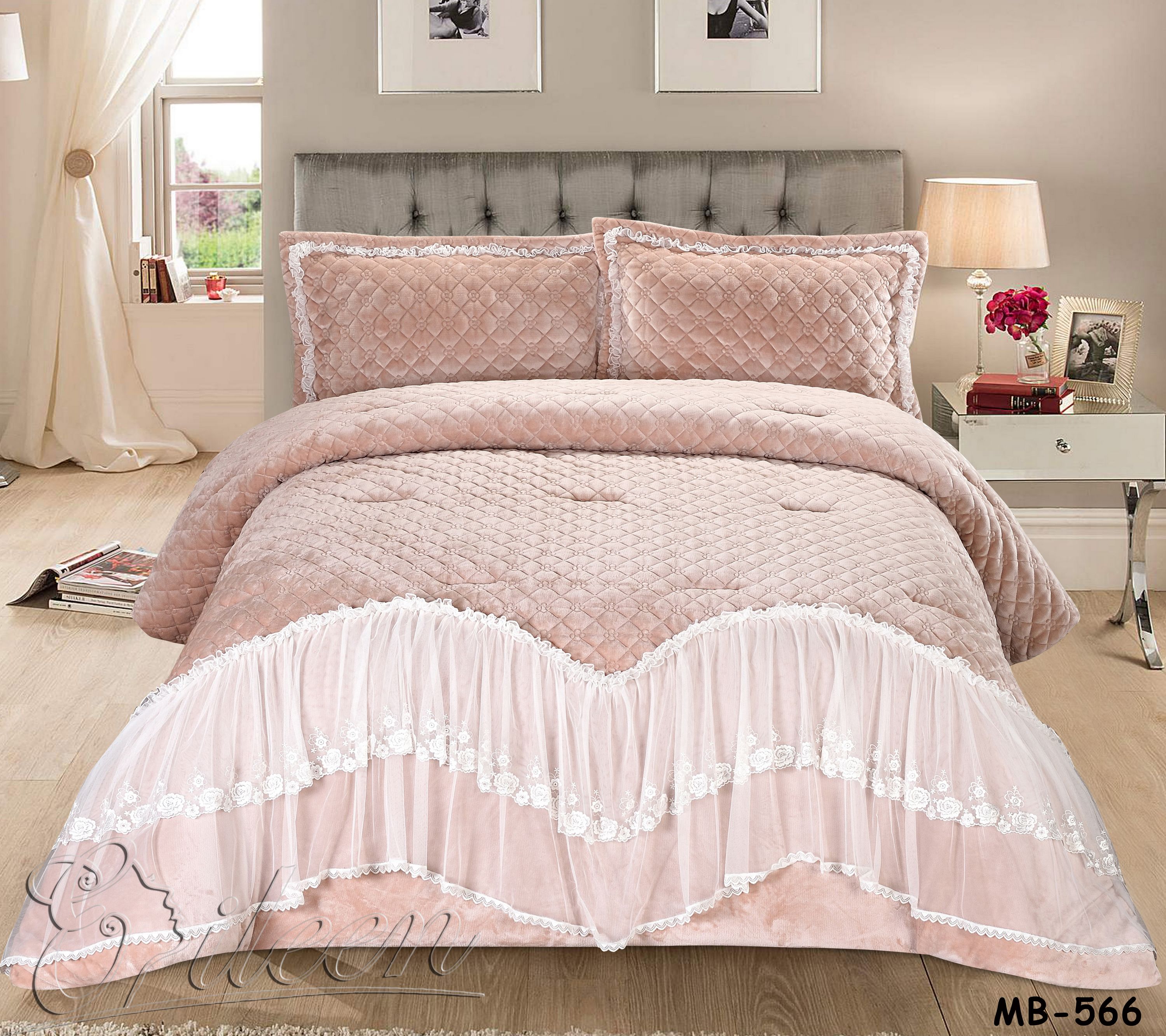 Emboss flannel comforter set