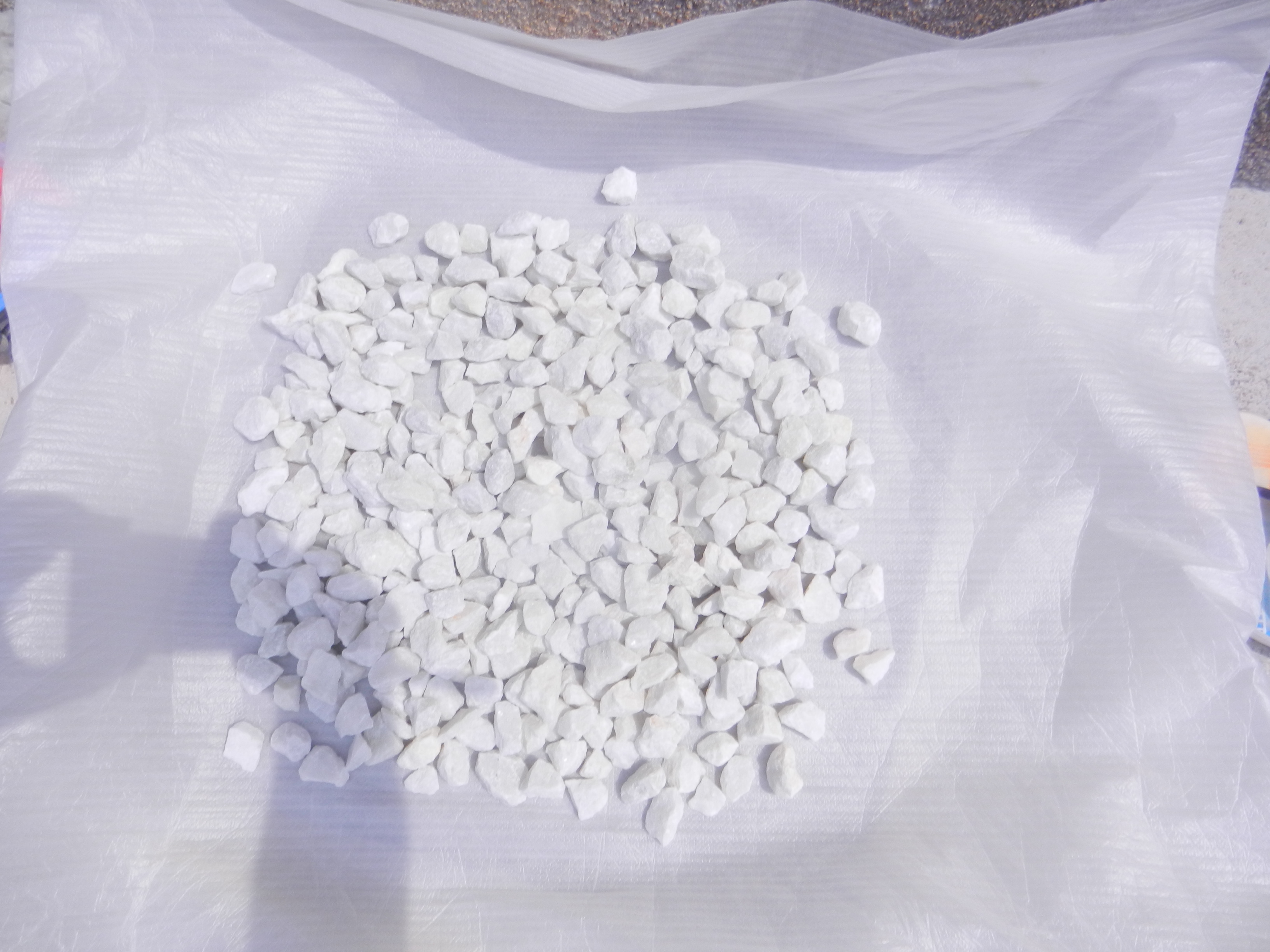 Crushed White Gravels