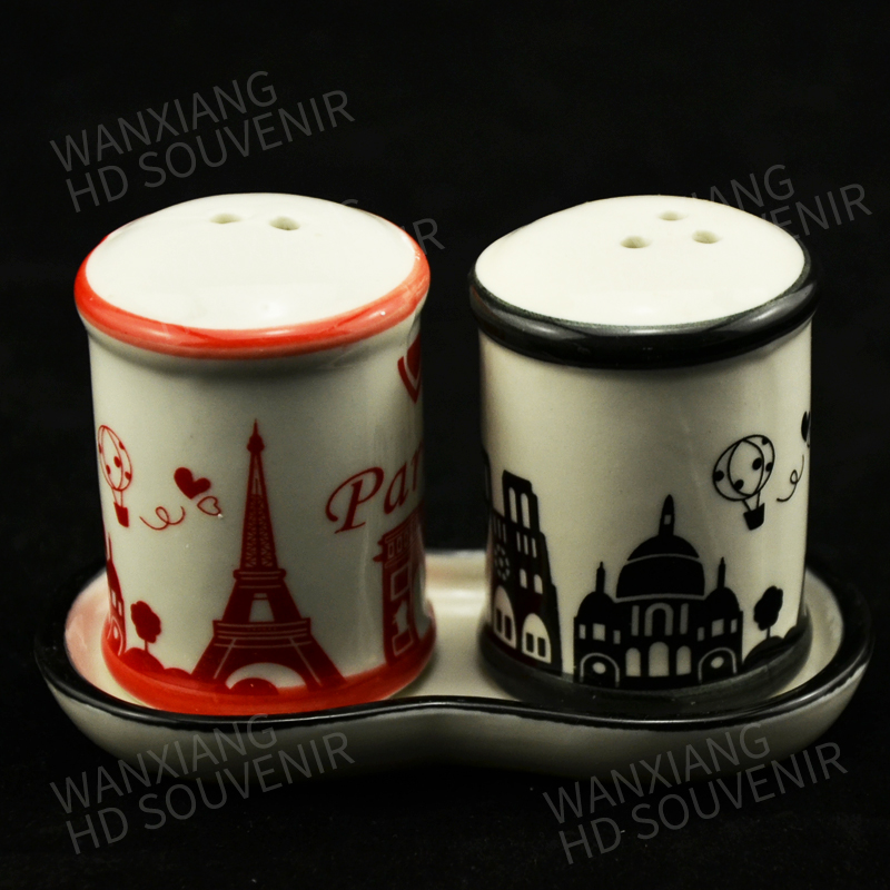 Salt And Pepper Set