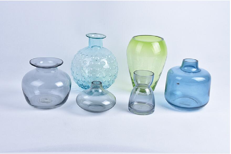 transparent glass vase