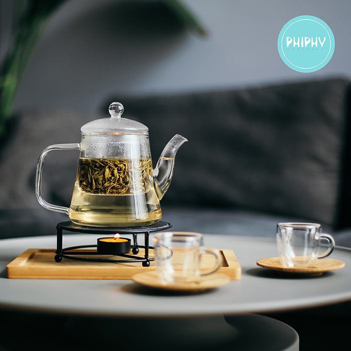 Borosilicate glass teapot with warmer