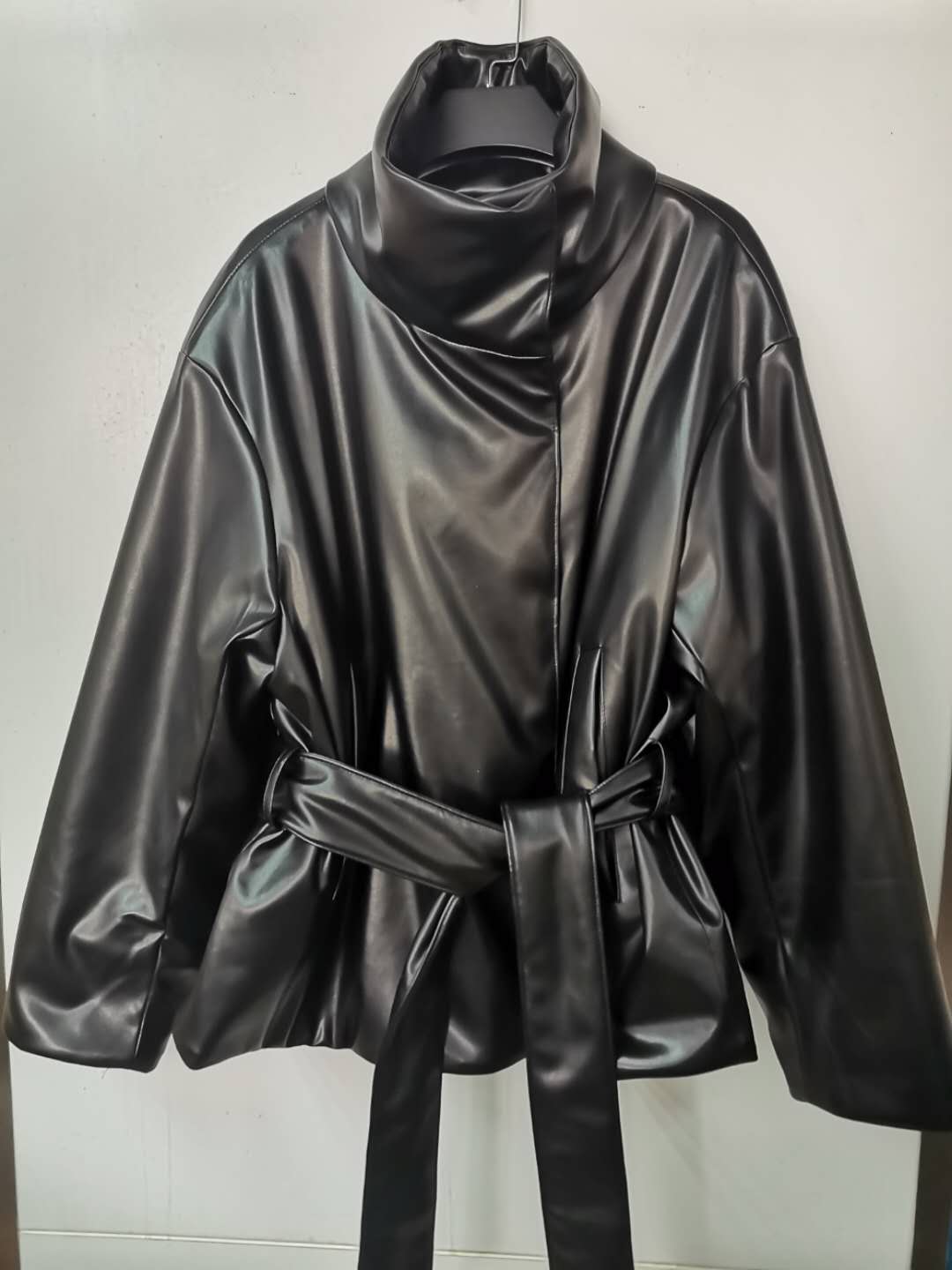 ladies' pu padding jacket