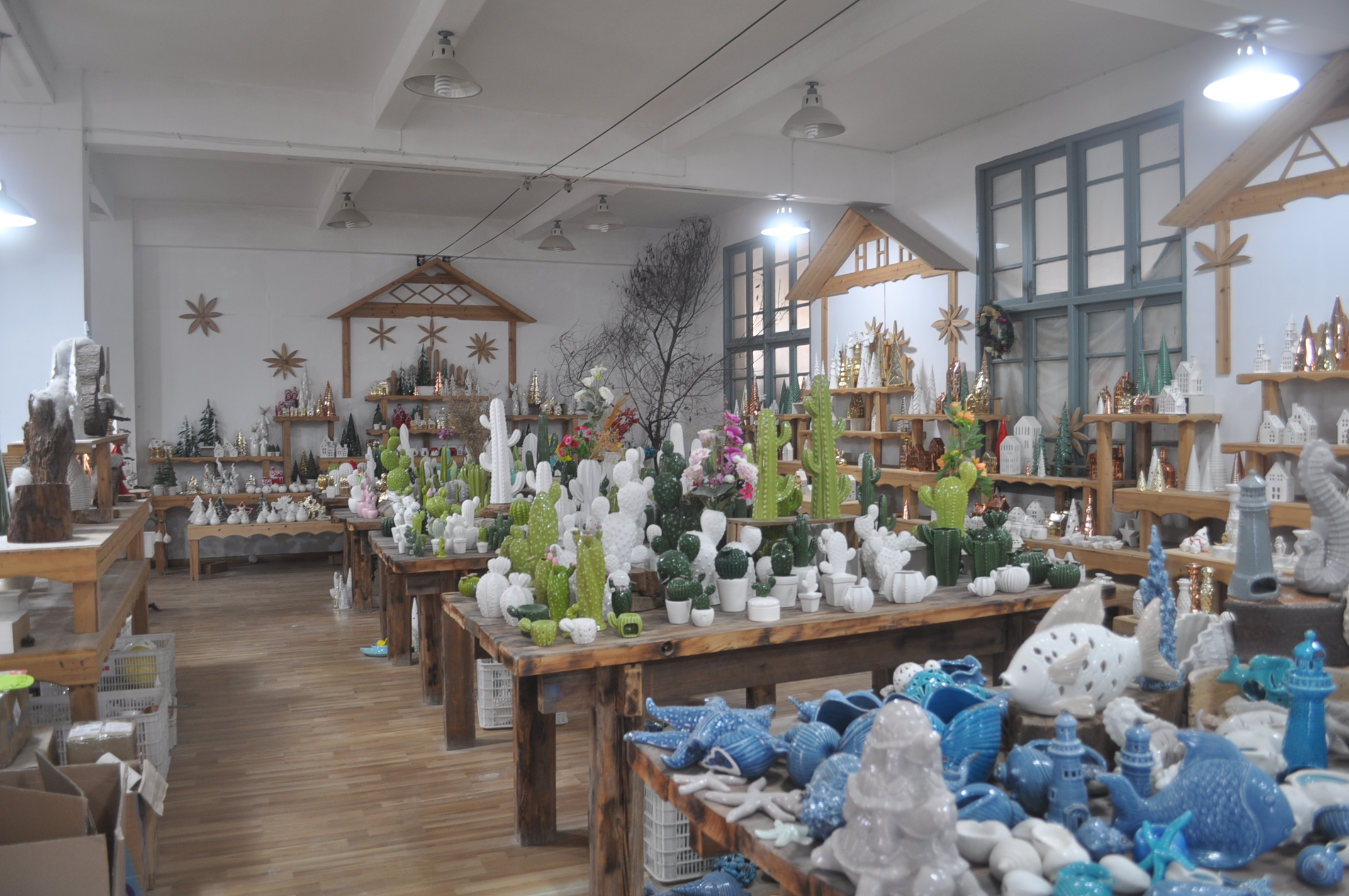 Fujian Dehua Hongyida Ceramic Craft Co., Ltd. – Ceramic flowerpots 1