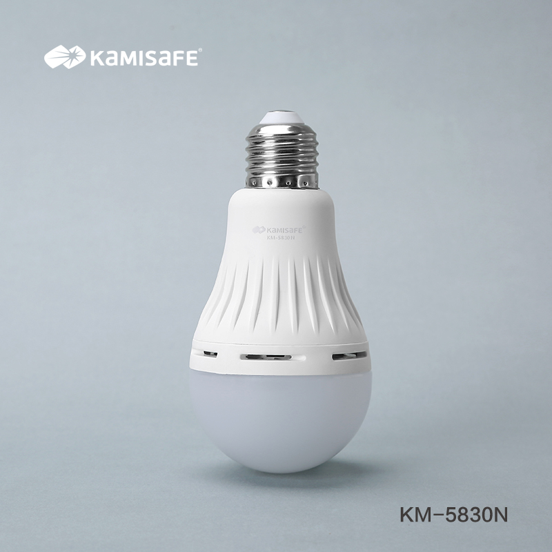 Rechargeable emergency light bulbKM-5830N