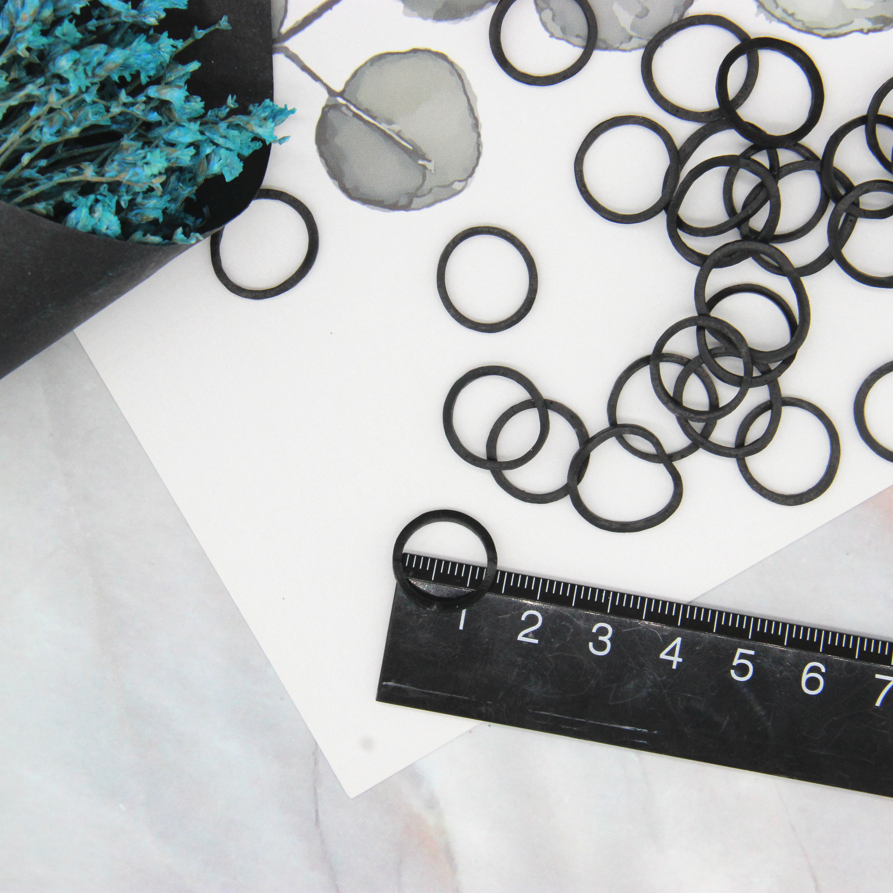 #06Black color rubber bands,Black color rubber bands,Elastic