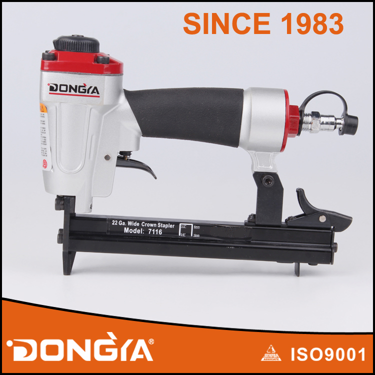 Dongya Industrial Quality 22 Ga. Pneumatic Fine Wire Staple Gun 7116 For Sofa