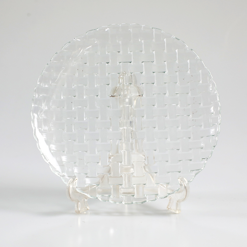 Glass dinner plate