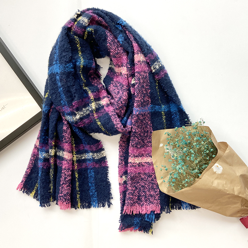 S5 Ladies Soft Check Scarf