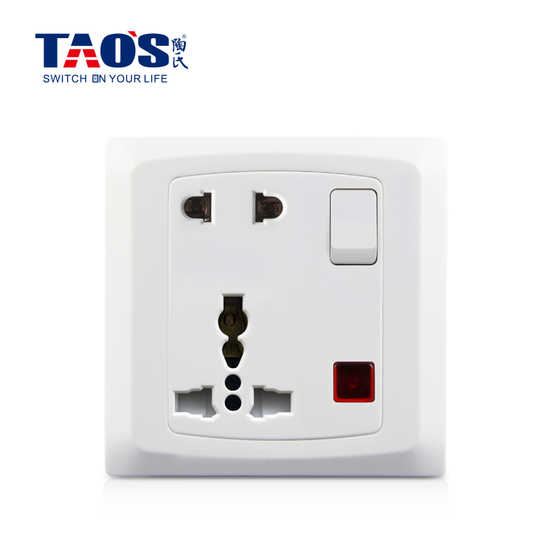 switched Multi socket (5 pin) + neon