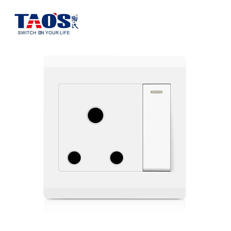 15A 1 gang switched round-pin socket